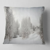 DesignArt Снежен пејзаж со замрзнати дрвја - пејзаж печатена перница за фрлање - 18х18